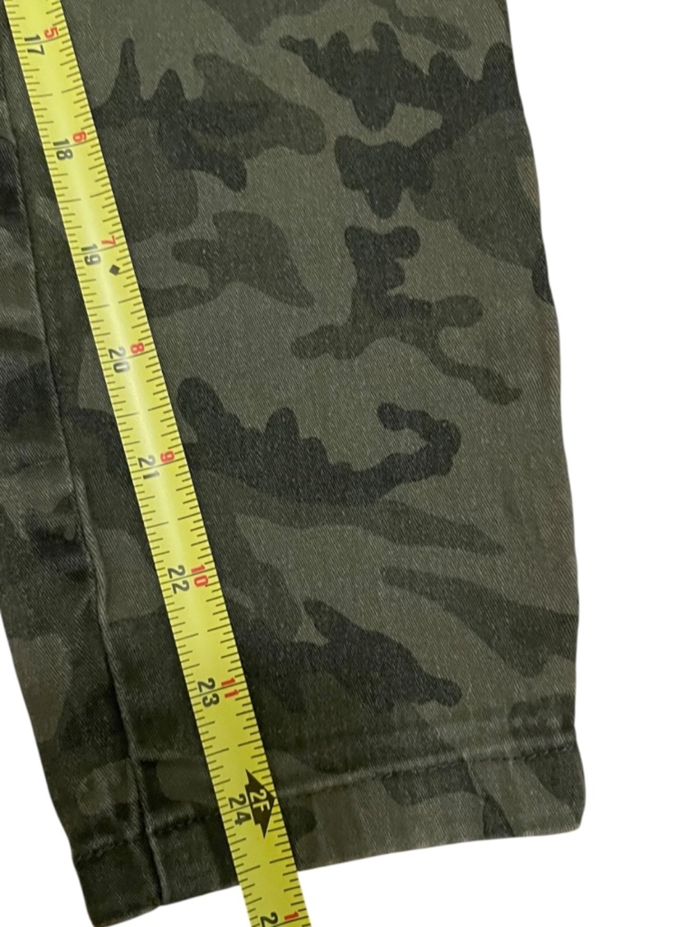 Ashley Mason Pants Junior Size 1/25 Camo Cargo Jeans Zip Pockets Size 1/25 - Picture 9 of 12